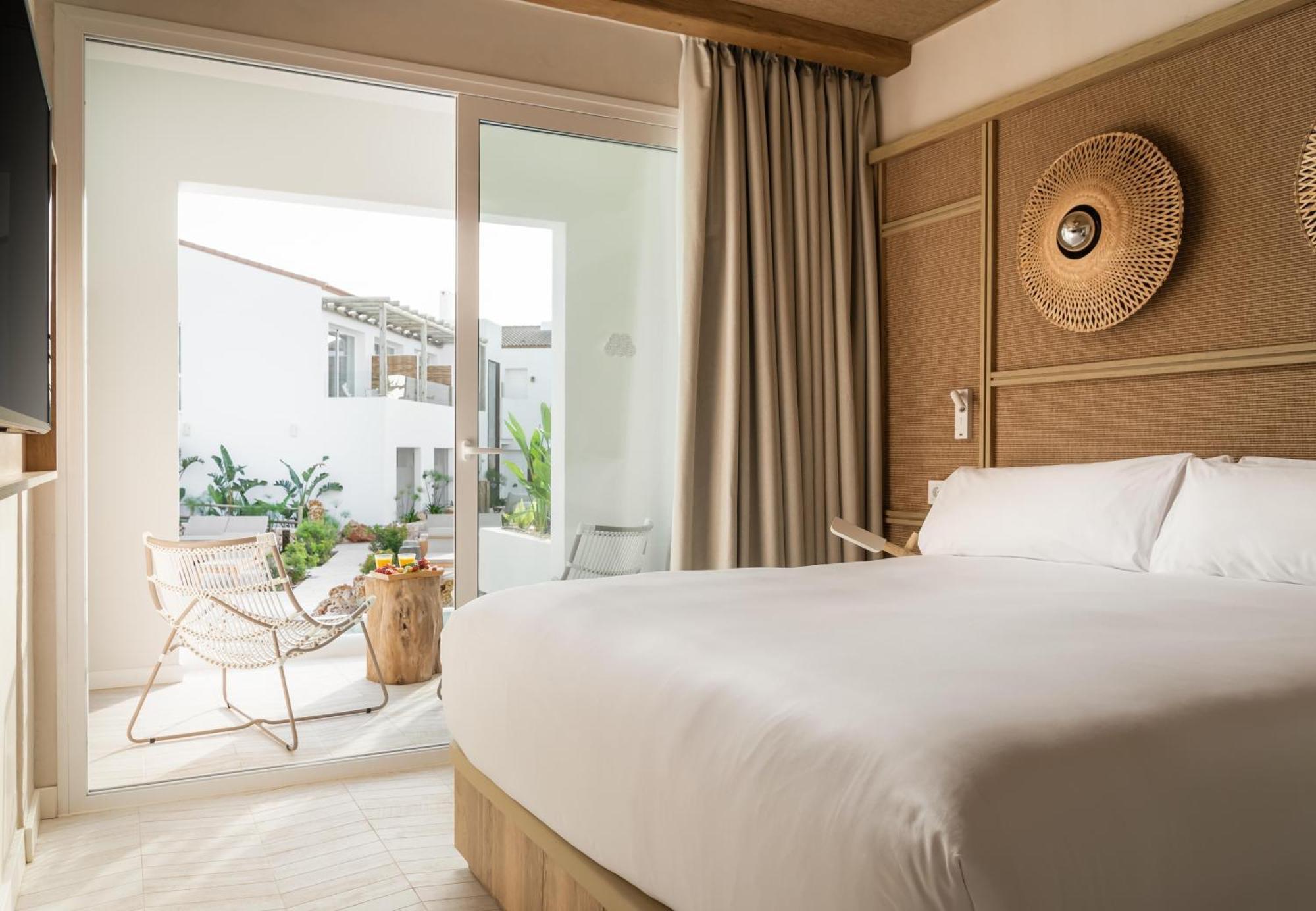 Lago Resort Menorca - Suites Del Lago Adults Only カラン・ボッシュ エクステリア 写真