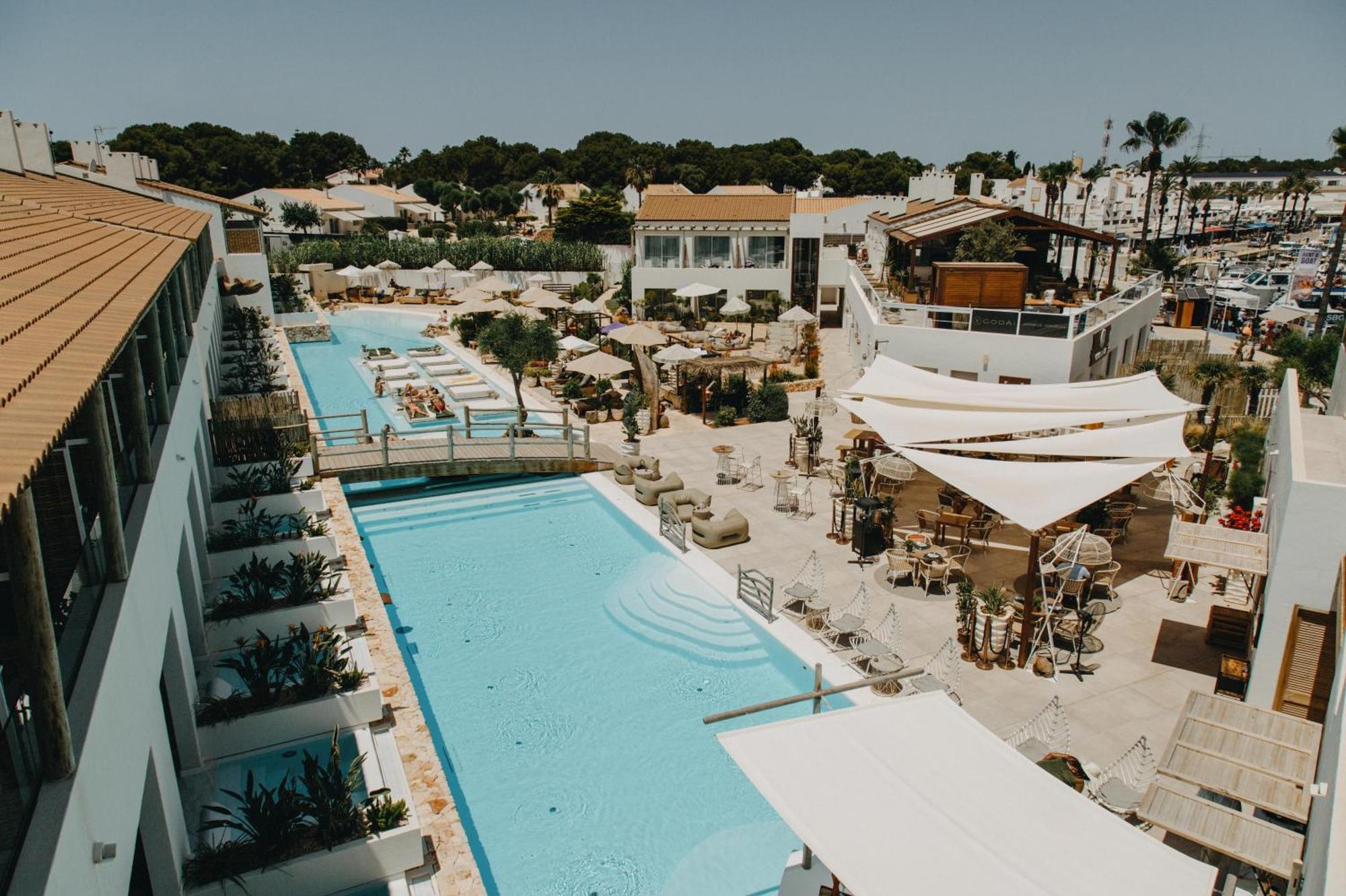 Lago Resort Menorca - Suites Del Lago Adults Only カラン・ボッシュ エクステリア 写真