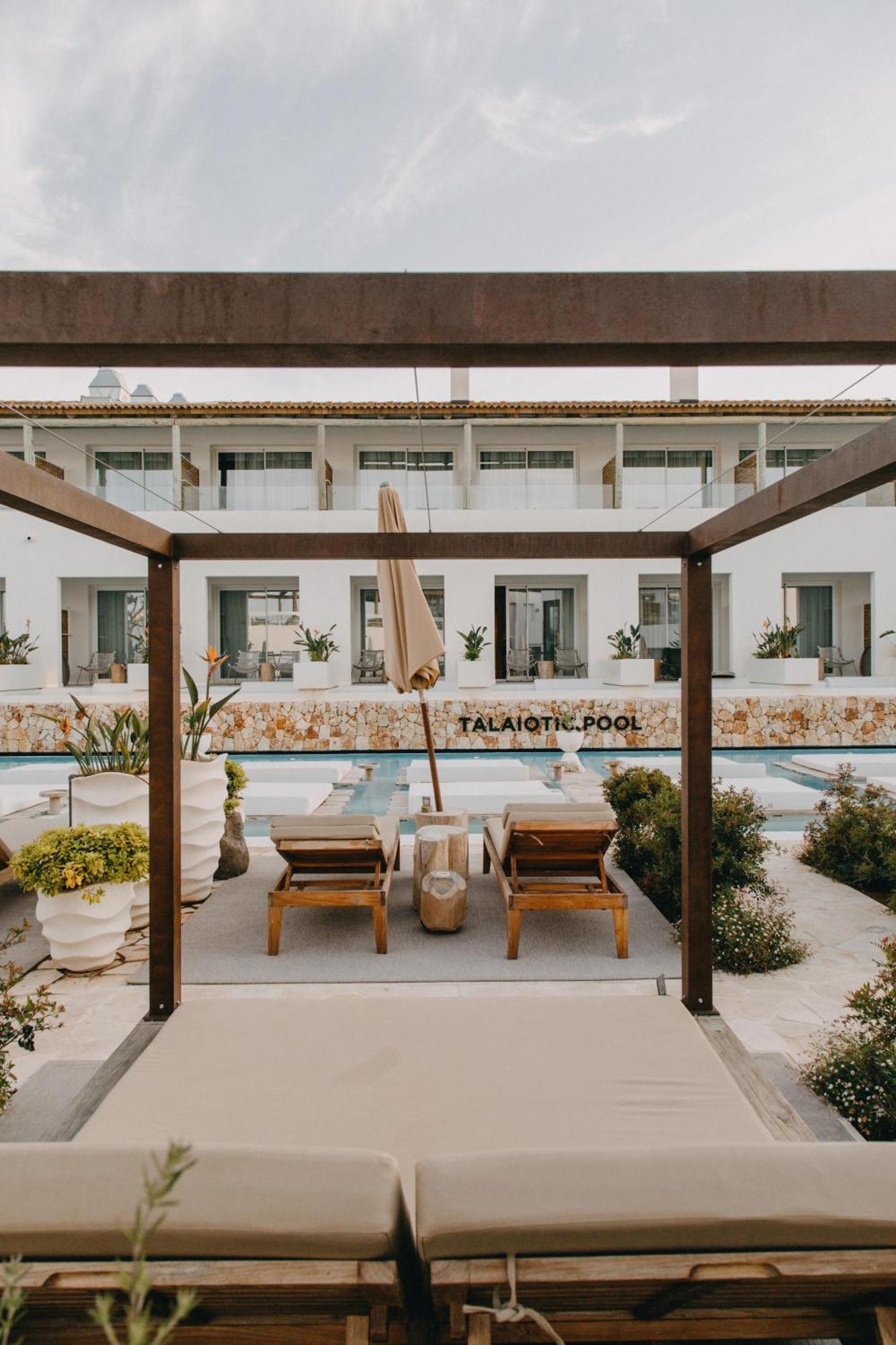 Lago Resort Menorca - Suites Del Lago Adults Only カラン・ボッシュ エクステリア 写真